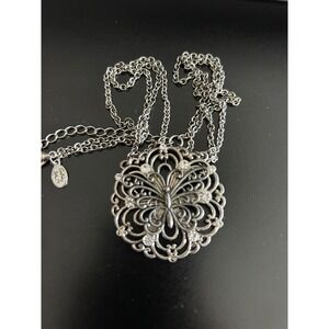 Pendant Necklace Silver Filigree Butterfly Crystal Cookie Lee Fashion Jewel